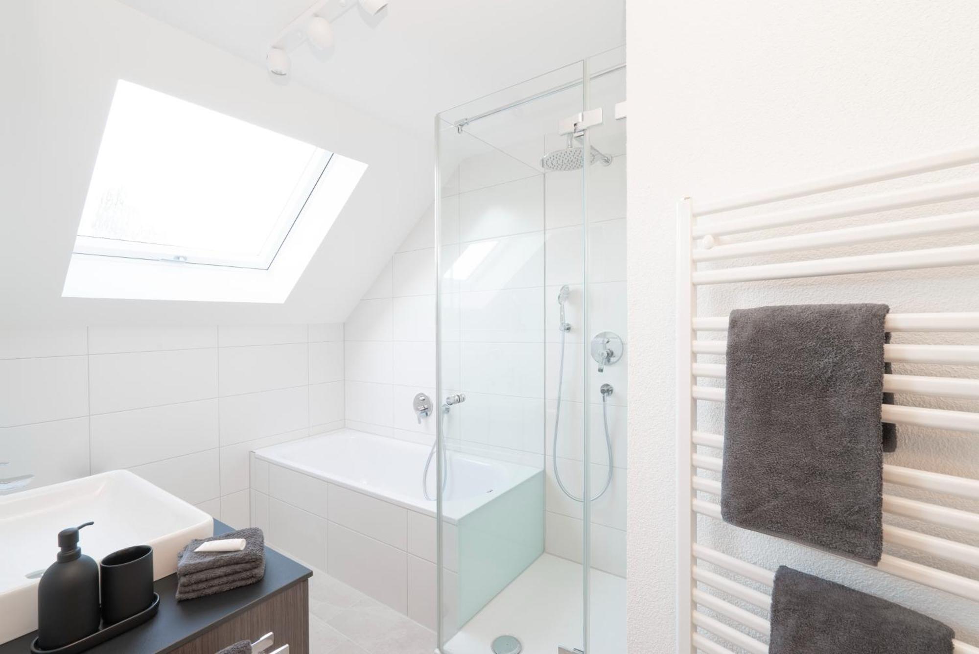 Haus4Zimmer - Luxus Mit Blick Ueber Den Bodensee - Mit Garage Μπρέγκενζ Εξωτερικό φωτογραφία